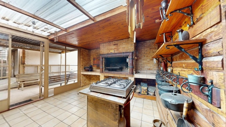 4 Bedroom Property for Sale in Sunnyridge Gauteng