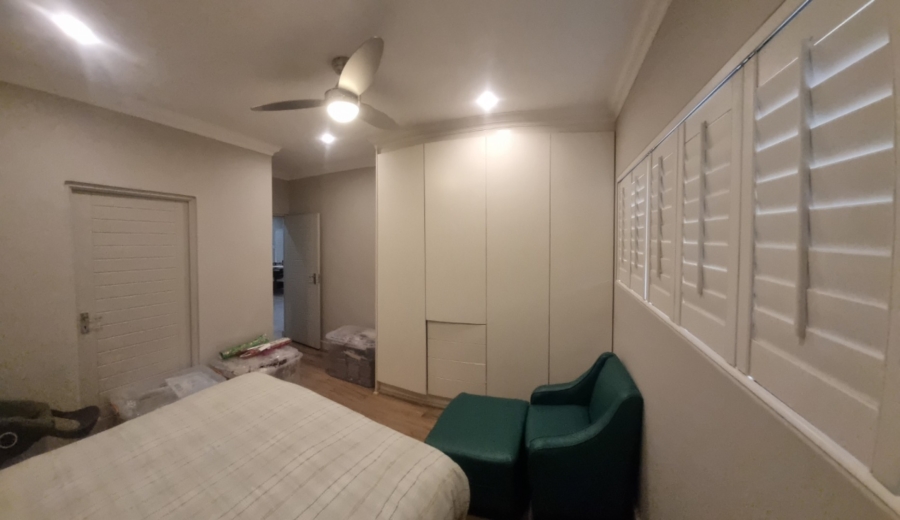 4 Bedroom Property for Sale in Midstream Ridge Gauteng