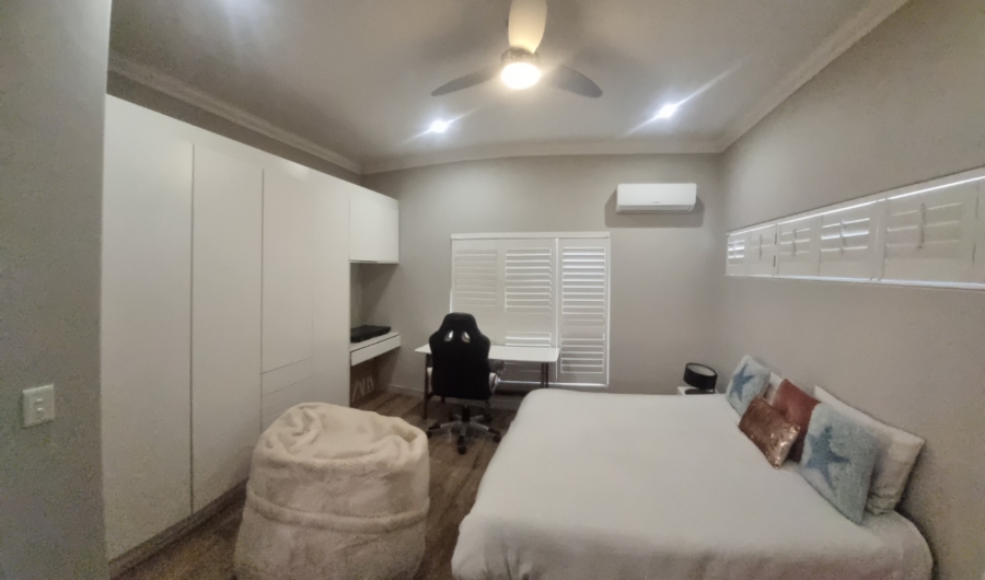 4 Bedroom Property for Sale in Midstream Ridge Gauteng