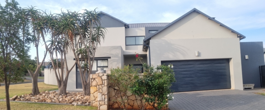 4 Bedroom Property for Sale in Midstream Ridge Gauteng