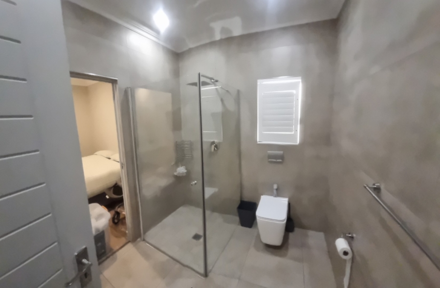 4 Bedroom Property for Sale in Midstream Ridge Gauteng