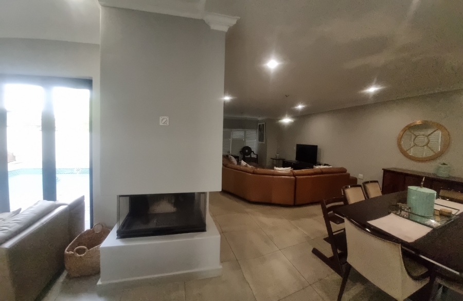 4 Bedroom Property for Sale in Midstream Ridge Gauteng