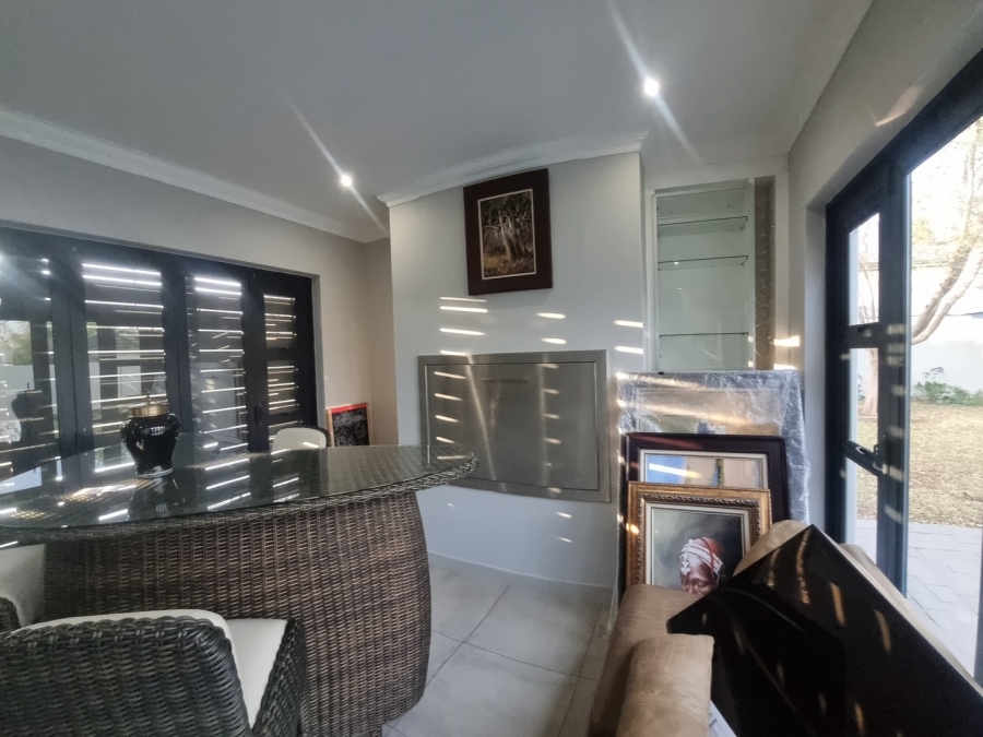 4 Bedroom Property for Sale in Midstream Ridge Gauteng