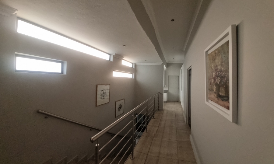 4 Bedroom Property for Sale in Midstream Ridge Gauteng