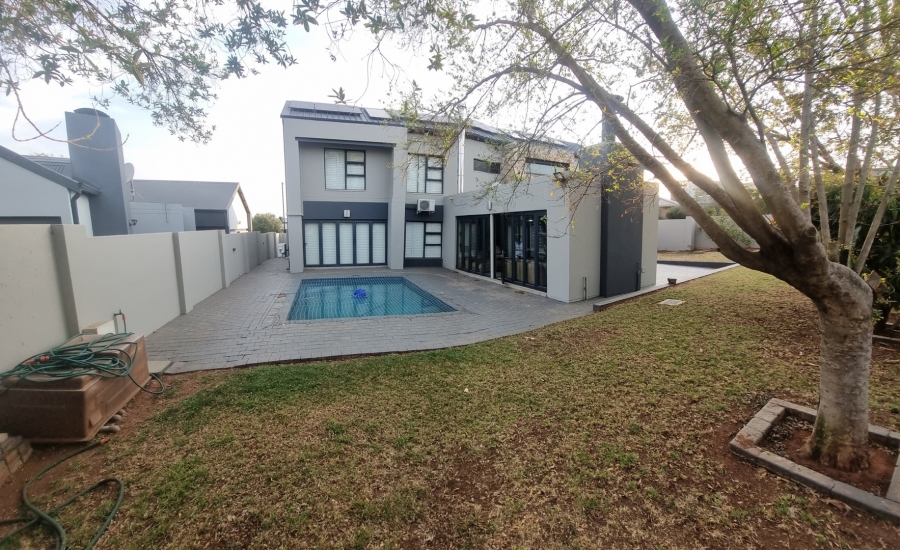 4 Bedroom Property for Sale in Midstream Ridge Gauteng