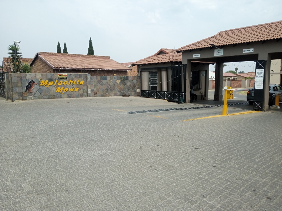 2 Bedroom Property for Sale in Van Dyk Park Gauteng
