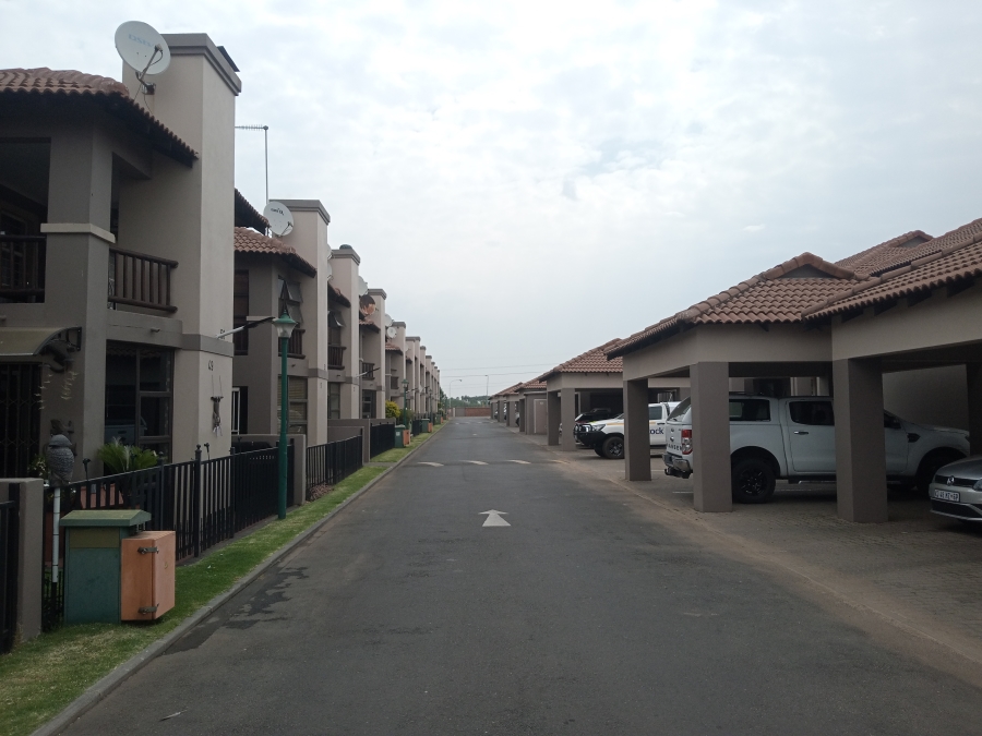 2 Bedroom Property for Sale in Van Dyk Park Gauteng