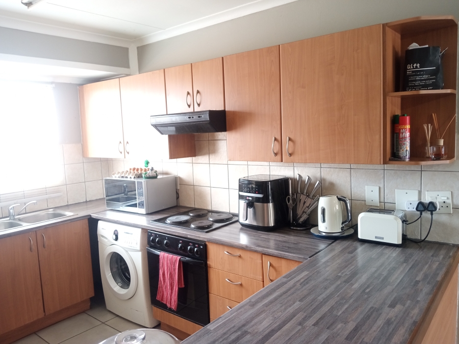 2 Bedroom Property for Sale in Van Dyk Park Gauteng