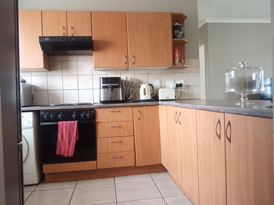 2 Bedroom Property for Sale in Van Dyk Park Gauteng