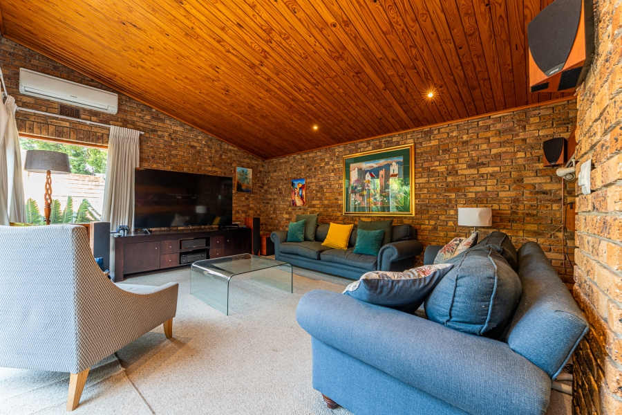 3 Bedroom Property for Sale in Constantia Kloof Gauteng