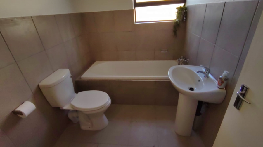 3 Bedroom Property for Sale in Albertsdal Gauteng