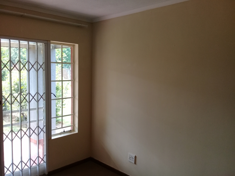 To Let 3 Bedroom Property for Rent in Castleview Gauteng