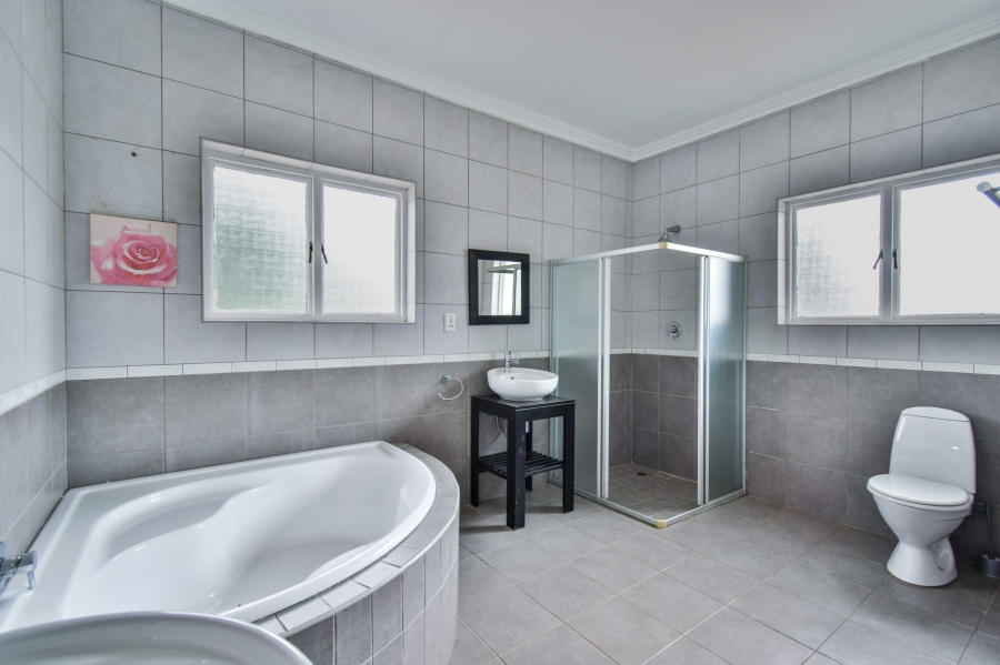 3 Bedroom Property for Sale in Moreleta Park Gauteng