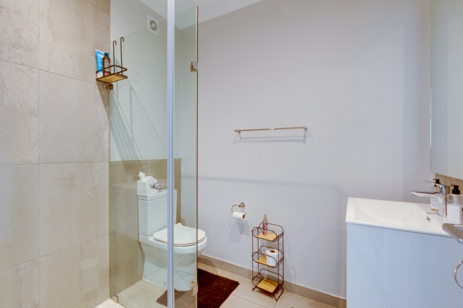 To Let 2 Bedroom Property for Rent in Dunkeld West Gauteng