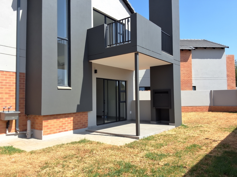 3 Bedroom Property for Sale in Equestria Gauteng