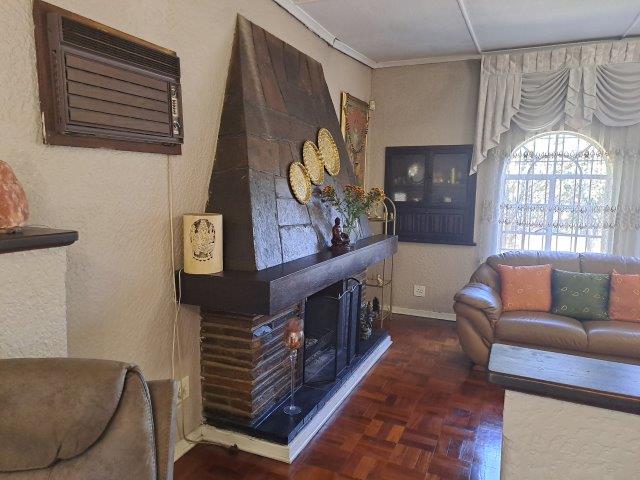 3 Bedroom Property for Sale in Cyrildene Gauteng
