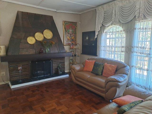3 Bedroom Property for Sale in Cyrildene Gauteng