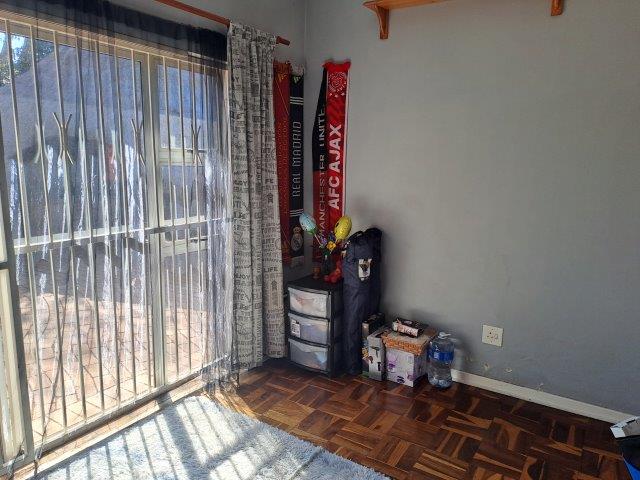 3 Bedroom Property for Sale in Cyrildene Gauteng
