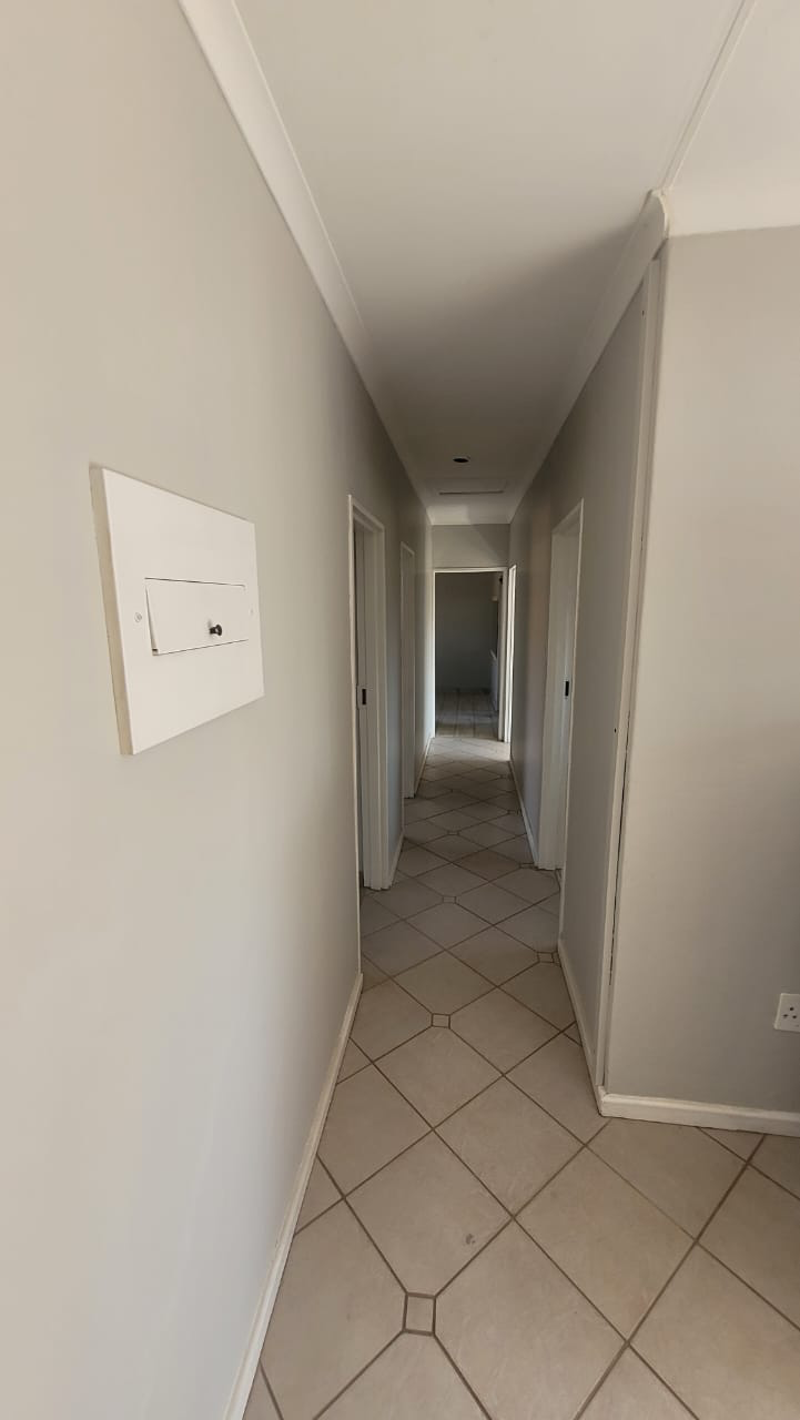 4 Bedroom Property for Sale in The Orchards Gauteng