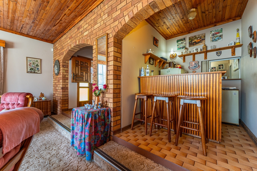 4 Bedroom Property for Sale in Valhalla Gauteng