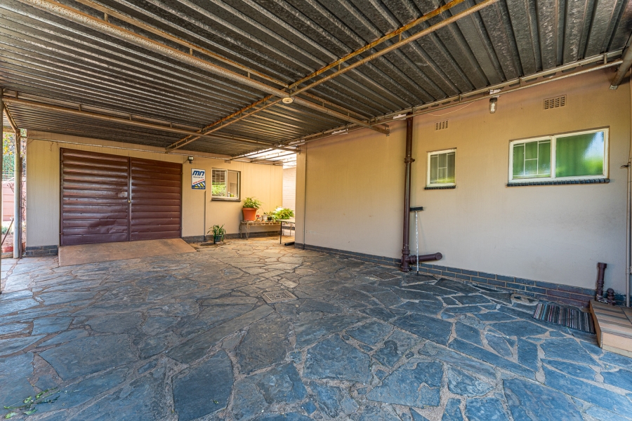 4 Bedroom Property for Sale in Valhalla Gauteng