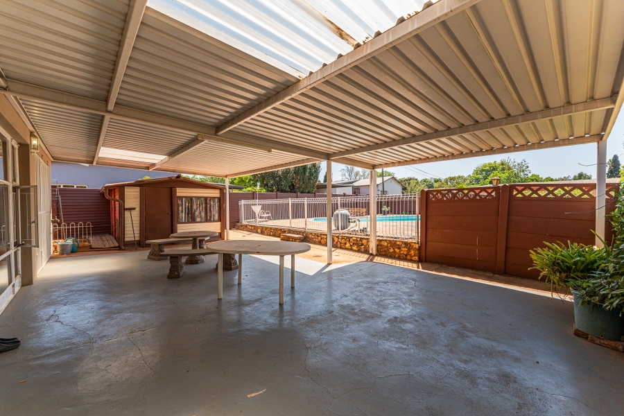 4 Bedroom Property for Sale in Valhalla Gauteng
