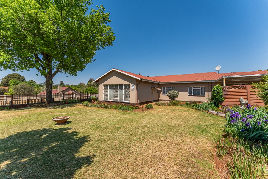4 Bedroom Property for Sale in Valhalla Gauteng