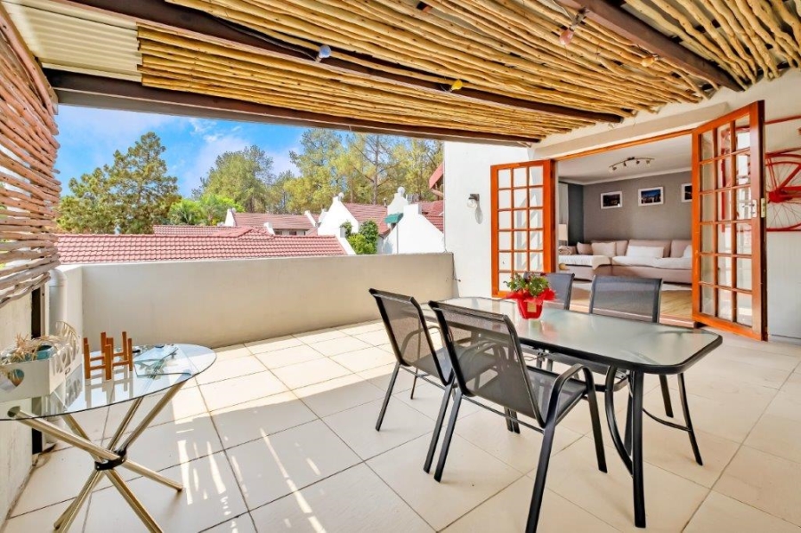 2 Bedroom Property for Sale in Bryanston Gauteng