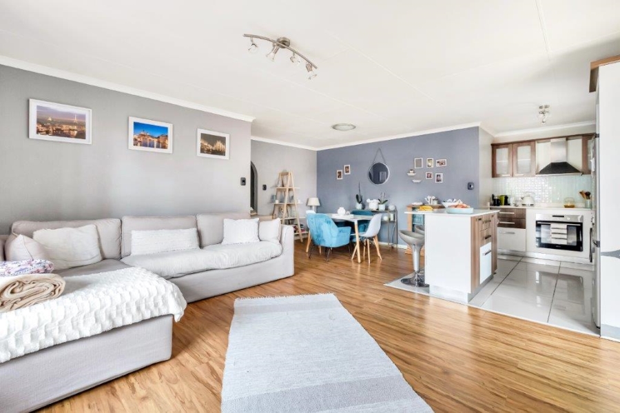 2 Bedroom Property for Sale in Bryanston Gauteng