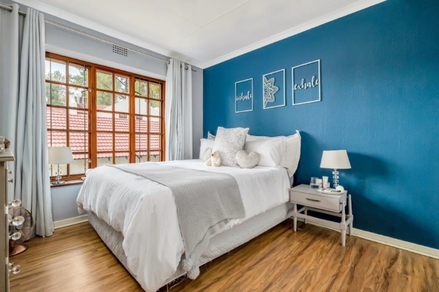 2 Bedroom Property for Sale in Bryanston Gauteng
