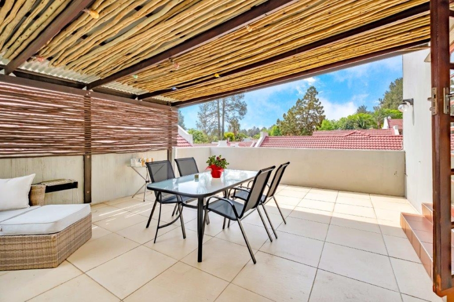 2 Bedroom Property for Sale in Bryanston Gauteng