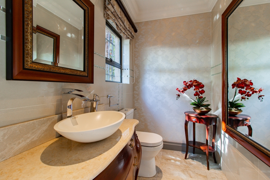 To Let 4 Bedroom Property for Rent in Bedfordview Gauteng
