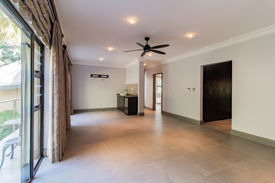 To Let 4 Bedroom Property for Rent in Bedfordview Gauteng