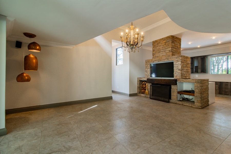 To Let 4 Bedroom Property for Rent in Bedfordview Gauteng