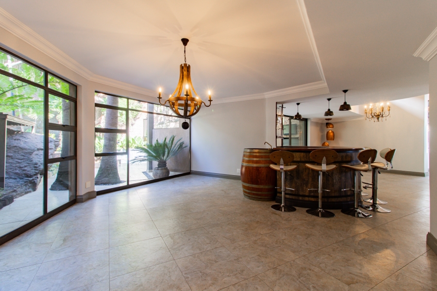 To Let 4 Bedroom Property for Rent in Bedfordview Gauteng