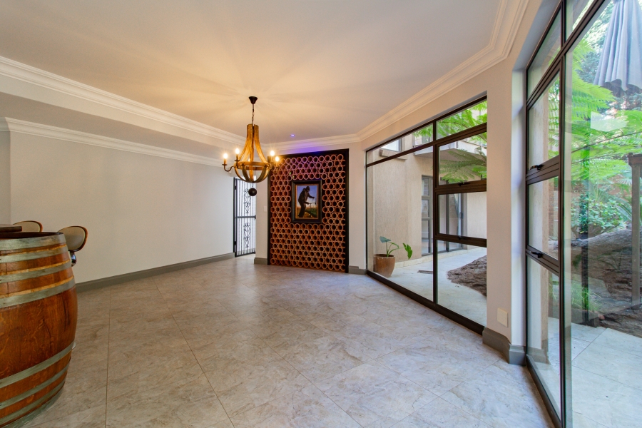 To Let 4 Bedroom Property for Rent in Bedfordview Gauteng