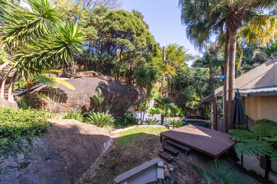 To Let 4 Bedroom Property for Rent in Bedfordview Gauteng
