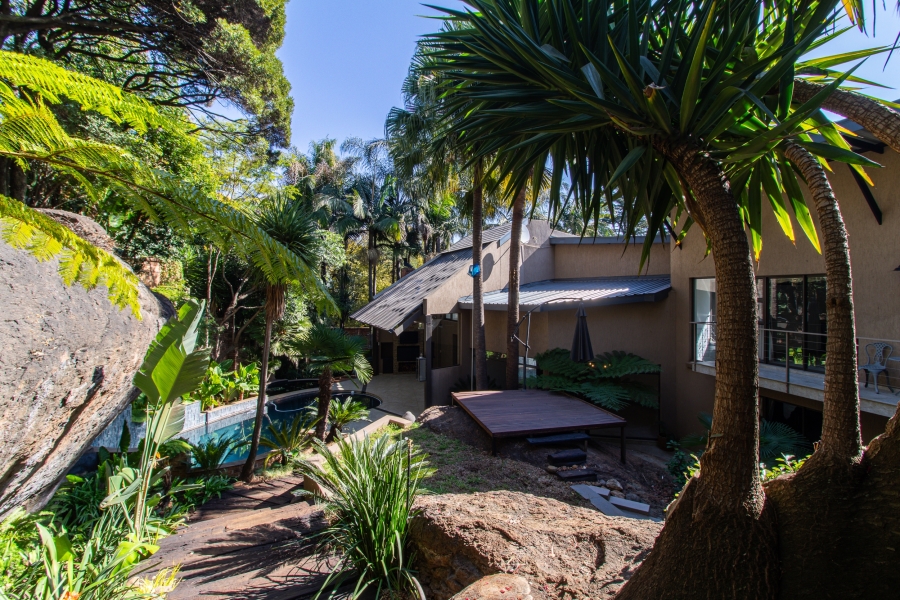 To Let 4 Bedroom Property for Rent in Bedfordview Gauteng