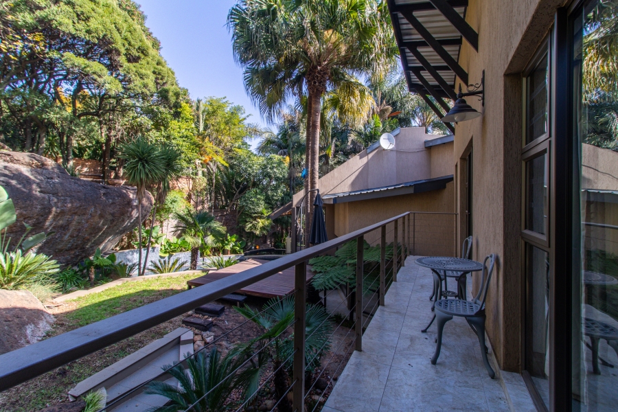 To Let 4 Bedroom Property for Rent in Bedfordview Gauteng