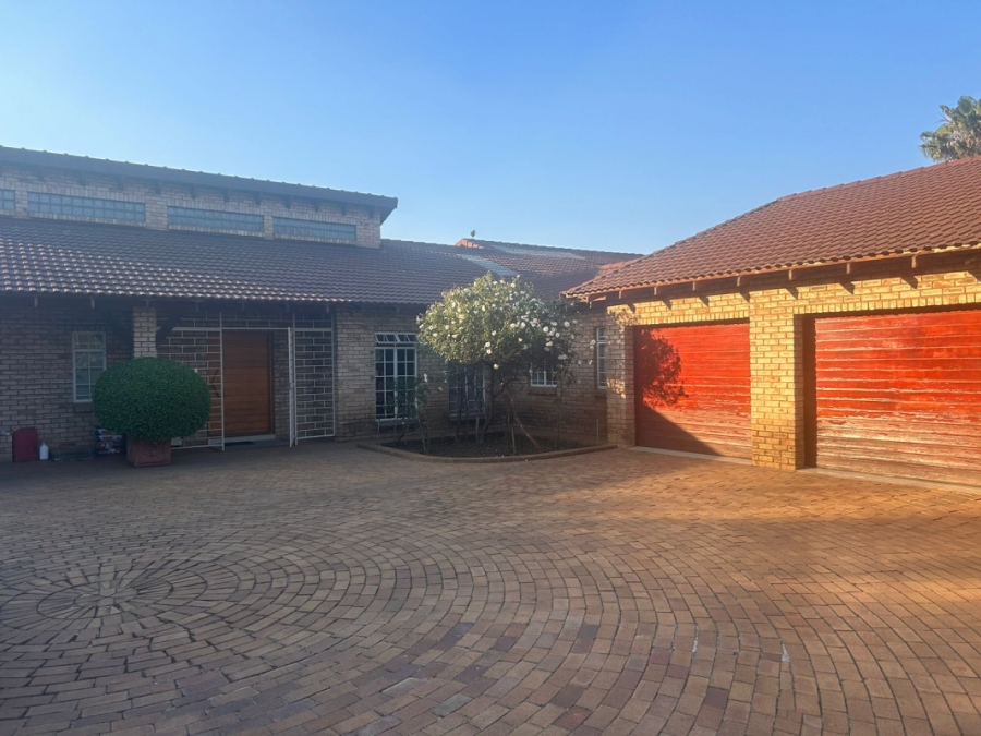 3 Bedroom Property for Sale in Bedfordview Gauteng