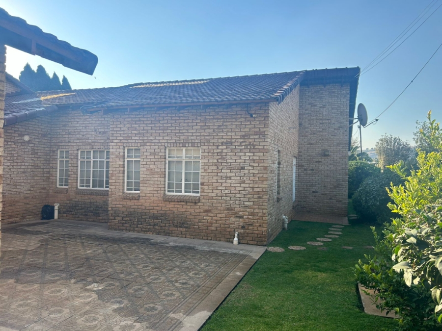3 Bedroom Property for Sale in Bedfordview Gauteng
