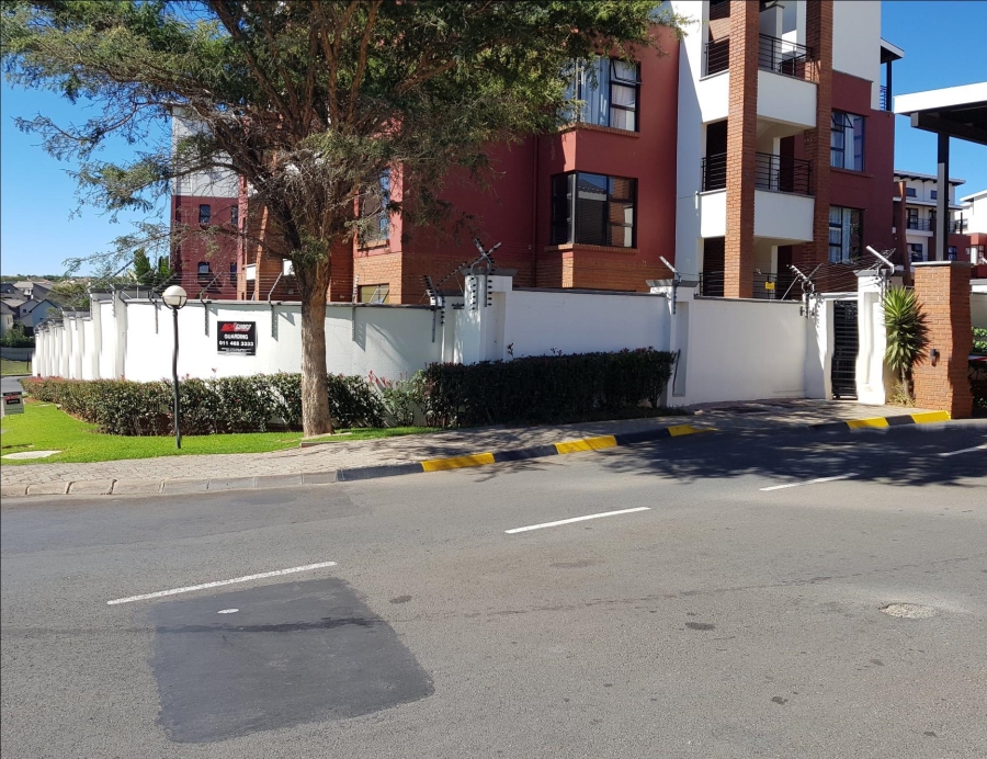 1 Bedroom Property for Sale in Greenstone Hill Gauteng