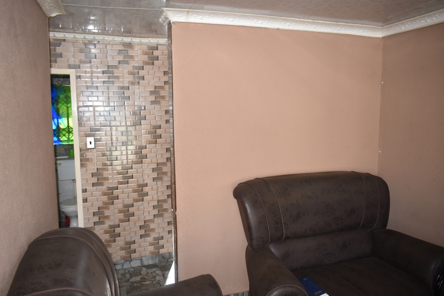 2 Bedroom Property for Sale in Soshanguve XX Gauteng