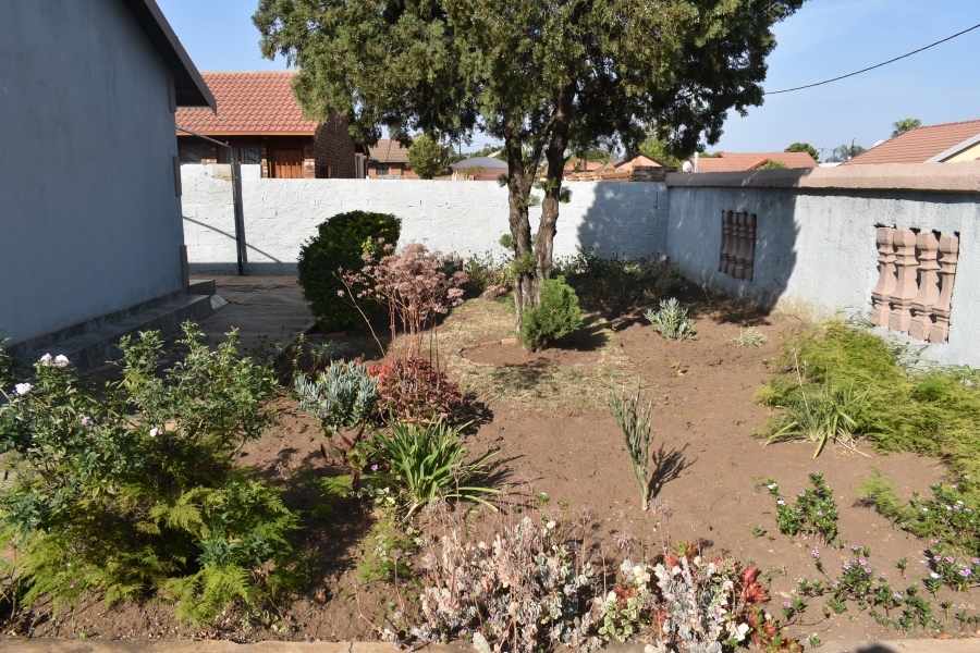2 Bedroom Property for Sale in Soshanguve XX Gauteng