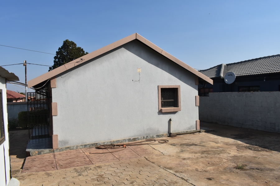 2 Bedroom Property for Sale in Soshanguve XX Gauteng