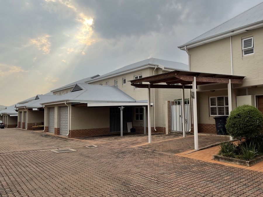 3 Bedroom Property for Sale in Nieuw Muckleneuk Gauteng