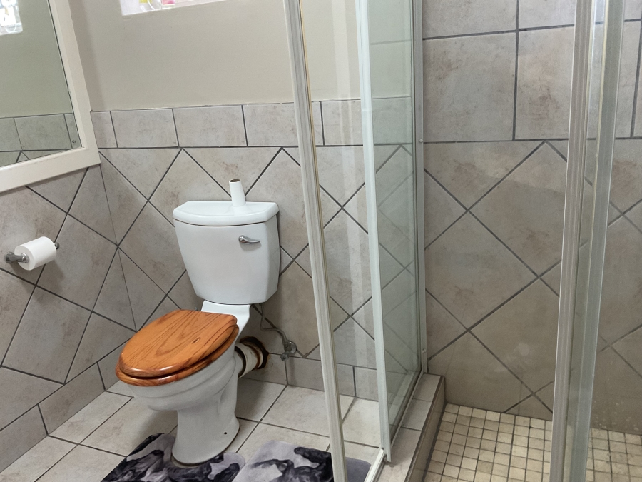 3 Bedroom Property for Sale in Nieuw Muckleneuk Gauteng