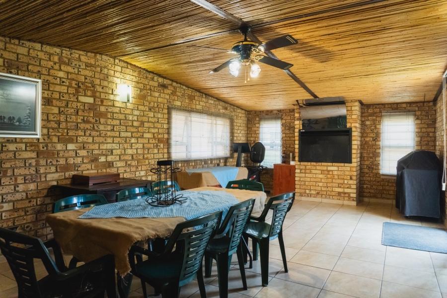 3 Bedroom Property for Sale in Dalview Gauteng