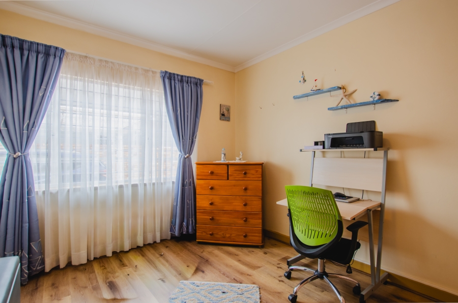 3 Bedroom Property for Sale in Dalview Gauteng