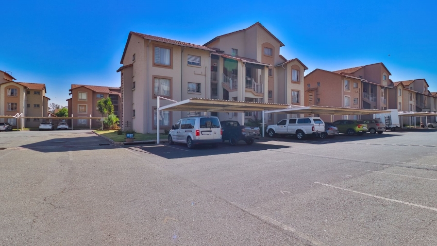 3 Bedroom Property for Sale in Kleinfontein Gauteng